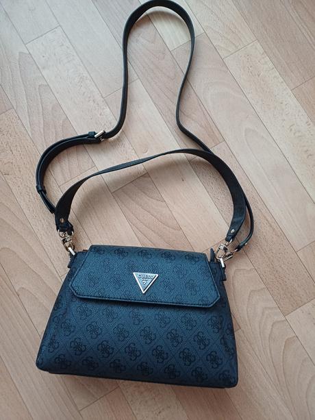 Guess kabelka, guess