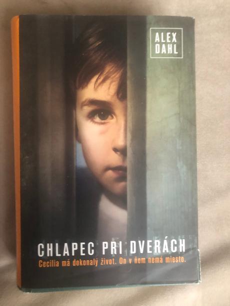 Kniha chlapec pri dverách...alex dahl,