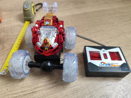 Preklapacie autičko na ovladanie, 