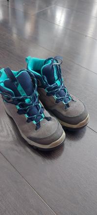 Turisticke topánky, quechua,28