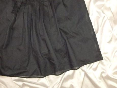 Luxusná čierna sukňa, 40