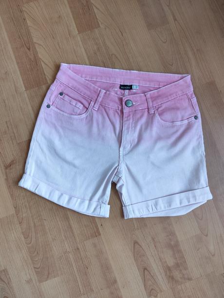 Rifľové šortky, esmara,38