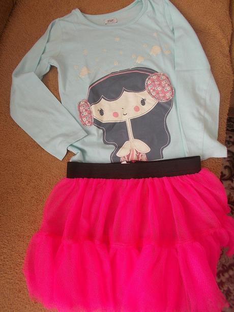 Tričkovel. 110 a sukna, f&f,116