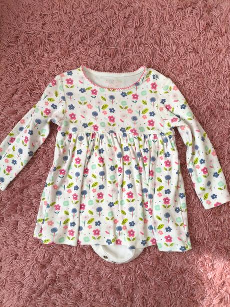 Kvietkové šaty, f&f,86