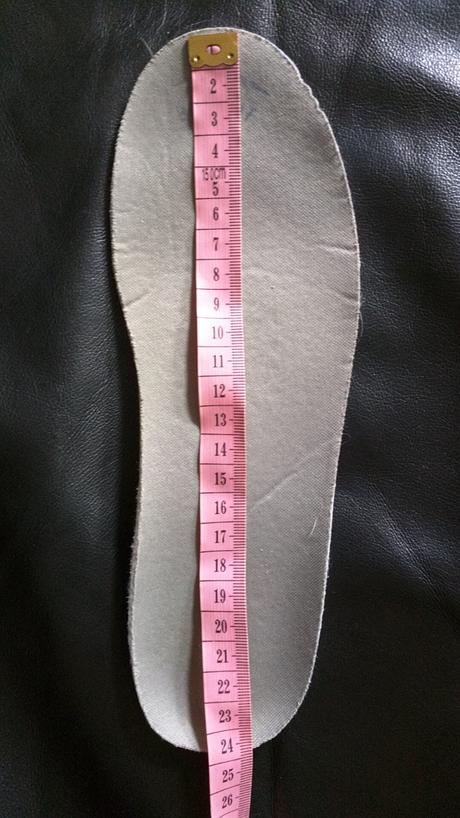 Dievcenske outdoorove / turisticke topanky lowa, 37