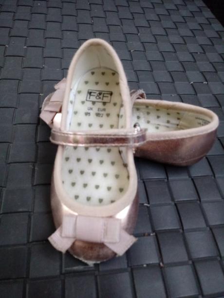 Zlate balerinky, f&f,22