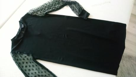 Šaty so sieťovanými rukávmi, 34