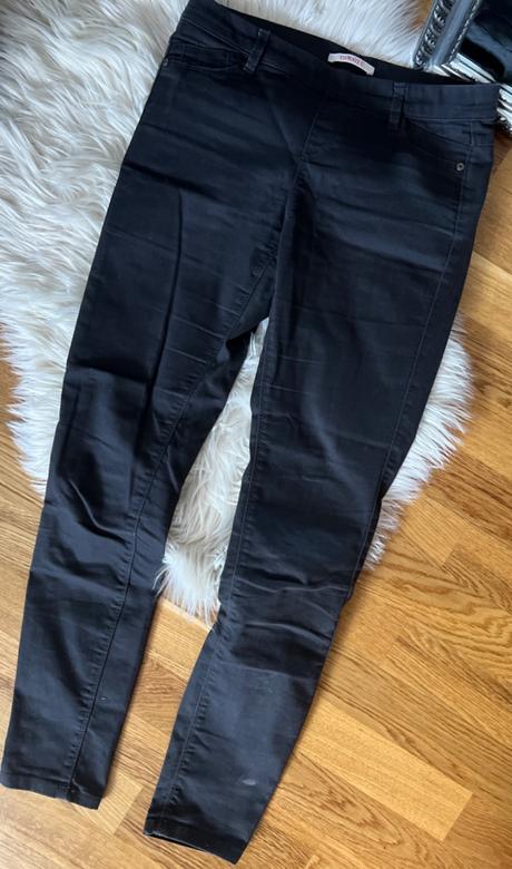 Džeginy rifle, camaieu,38