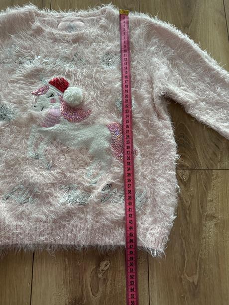 Vianočný svetrík, primark,146