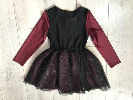 Dievčensky kostym čarodejnica,