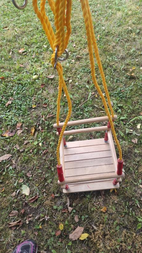 Drevena hojdacka pre najmensich, 