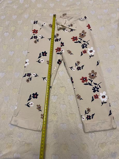 Tepláky 2 ks červené a kvietkované, lupilu,86