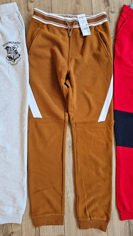 Tepláky s vysačkami 158/164, 158–170