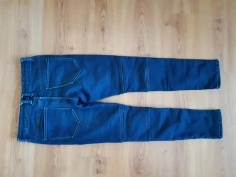 Hrubšie rifle pas 78, dlzka 92cm, 158