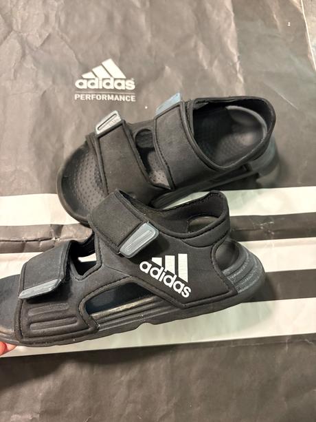 Adidas sandalky č.30, adidas,30