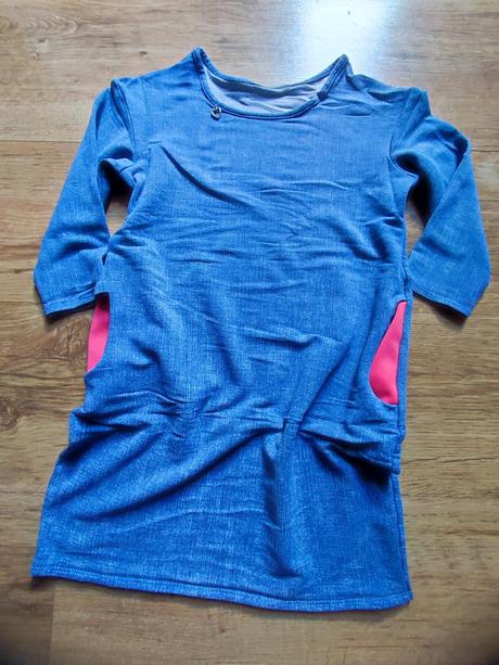 Šaty s vreckami., 134