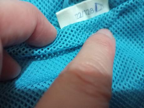 Tenká vetrovka, 128