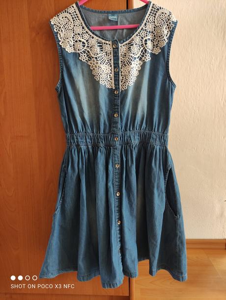 Rifľové šaty už aj s poštou, 158