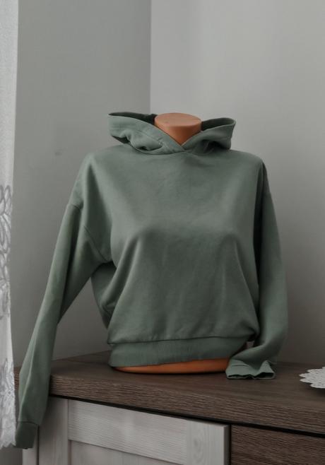 Krásna mikina zelena bavlna sadne od 146 do m, 