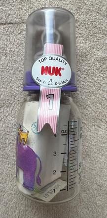 Kojenecká fľaša značky nuk, nuk