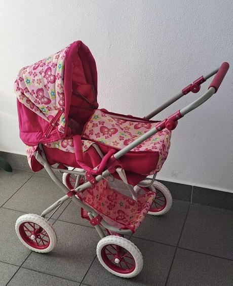 Kočík pre bábiky, 