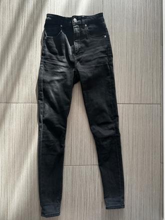 Rifle s vysokym pasom, bershka,32