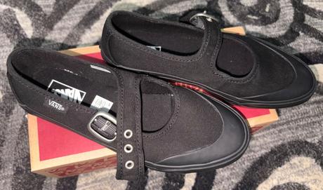 Vans balerínky s remienkom v.33, vans,33