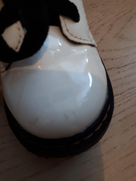 Topánky na jeseň, 24