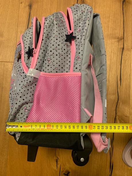 Školský vak na kolieskach,