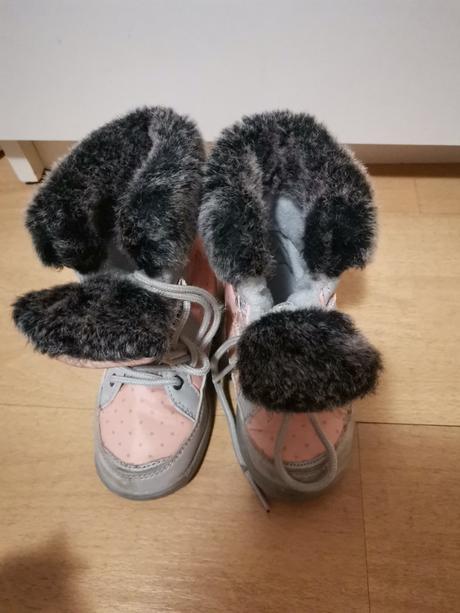 Zimné snehule, čižmy veľ. 24, lupilu,24