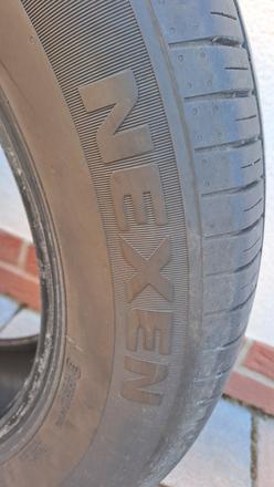 Letné pneu 215/60r17, 