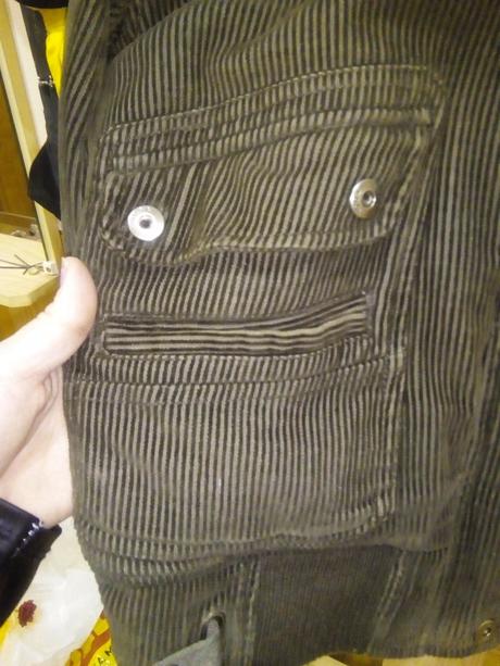 Mencestrova bundicka, l