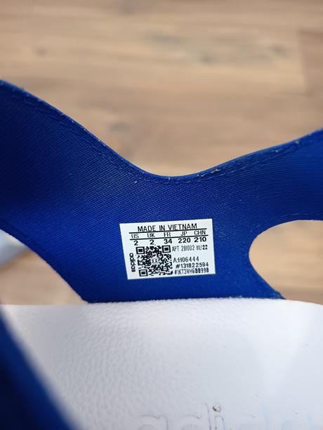 Adidas sandále, adidas,34