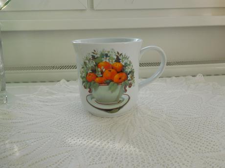 Hrnček 1,5l, objem porcelánový česká republika,