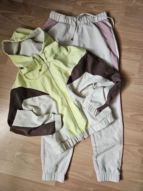 Nohavice + bundička, amisu,s