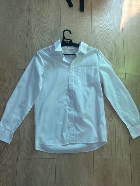 Chlapcenska kosela, h&m,146