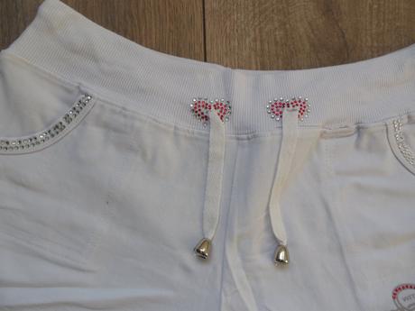 Biele teplakové kraťasy, l