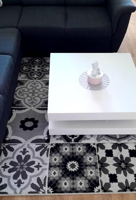 Moderný štýlový koberec, 