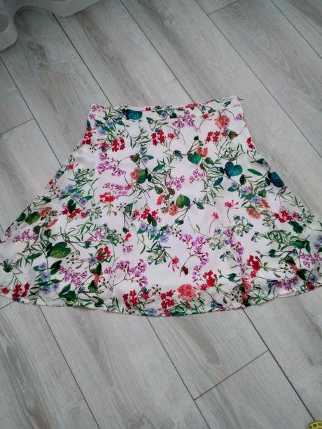 Saténová sukňa v.40, orsay,40