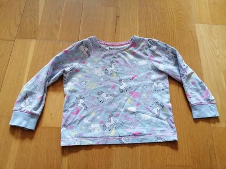 Jednorožcové pyžamo, tu,98