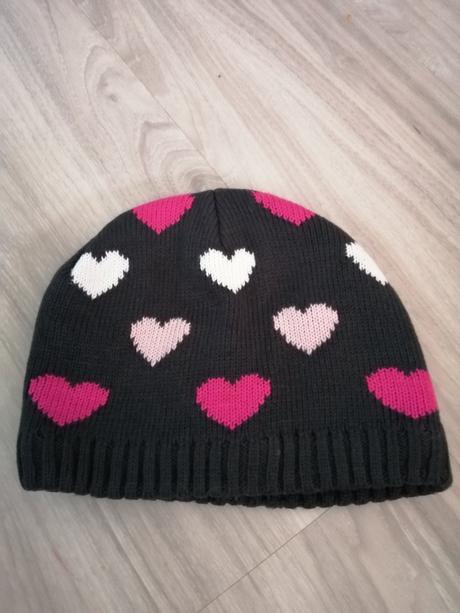 Teplá čiapka so srdiečkami, 134