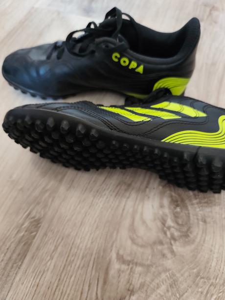 Turfy, adidas,34