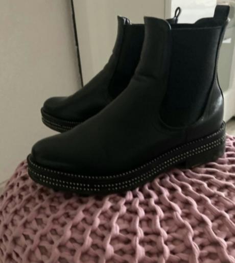 Členkové topánky, 37