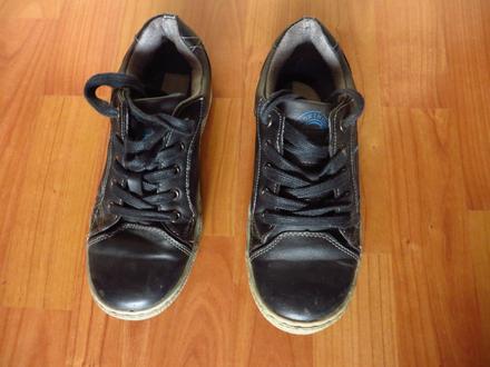 Chlap. športové topánky - veľ. 34 -vn.dl. 21,5cm, 34