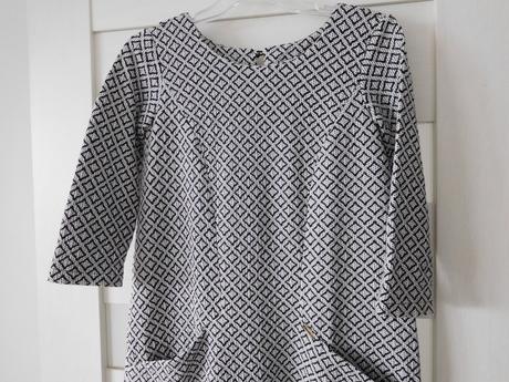 Šaty úpletové jemné kocky, s/m, s