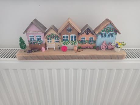 Drevené domčeky, vešiak na kľúče, 