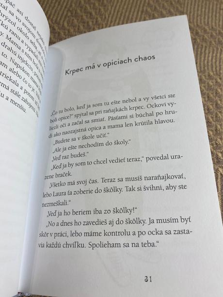 Modré srdce s kečupovým fľakom marta hlušíková,