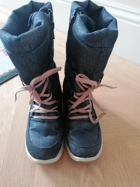 Dievčenské snehule 32, 32