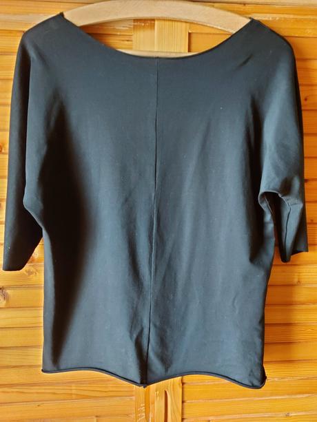 Tenká mikina /tričko/ čierna, s