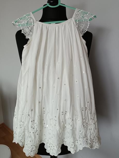 Flitrované šatôčky, 104